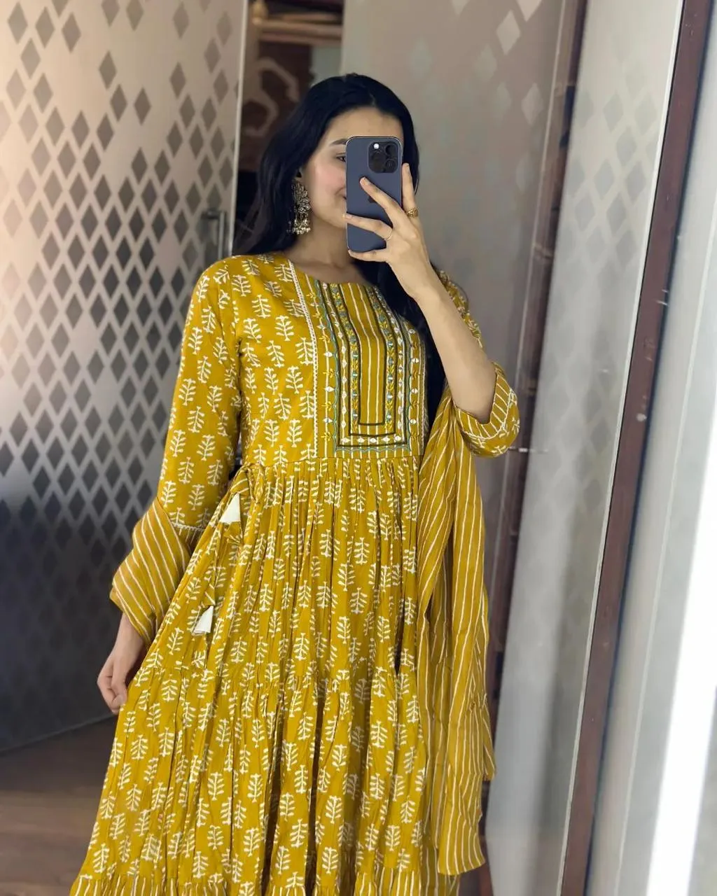 Beautiful Party Wear Cotton Anarkali Suit