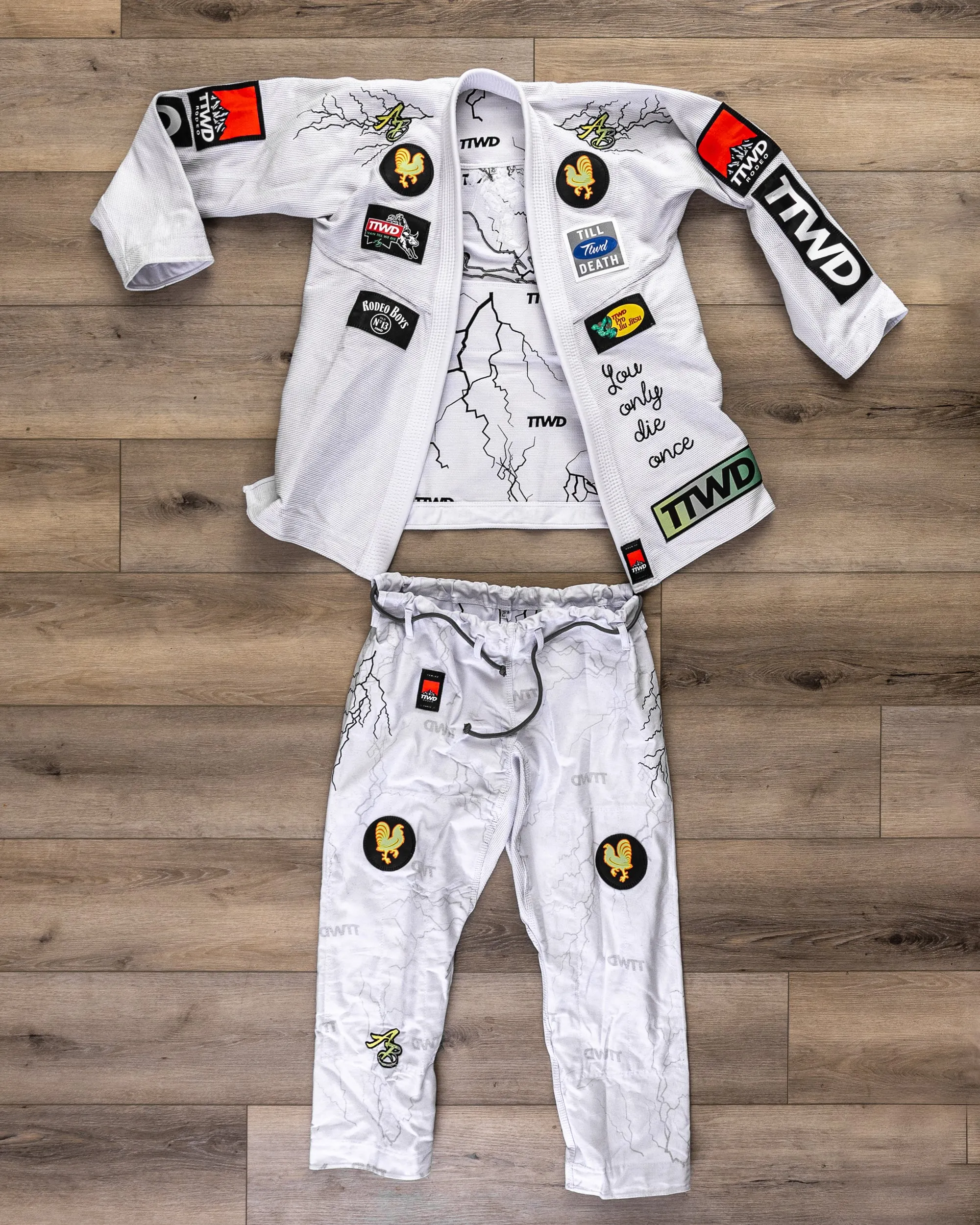 The Official Issue Business Suit - V30 TTWD RODEO - White